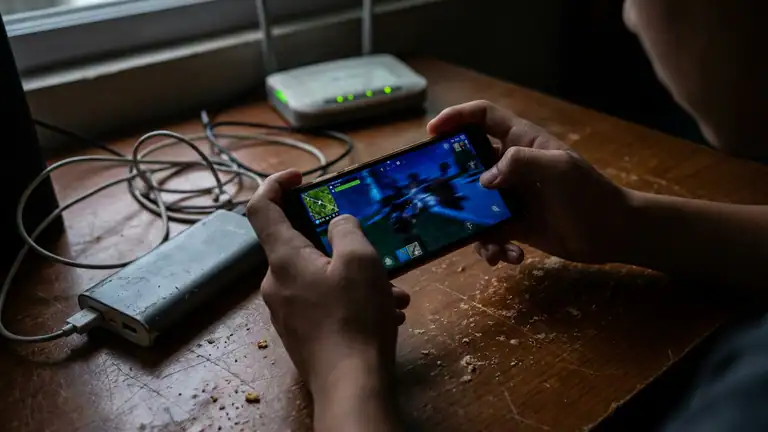 Fortnite im Fehlerfall: Wie robust bleibt die mobile Runde? header
