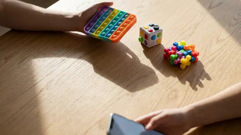 Fidget Toys Trading: Pop It 3D convierte el trueque en una comunidad pequeña pero limitada header