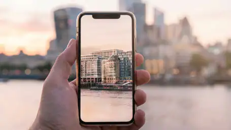 Remini: Trasforma le Tue Foto con la Magia dell'Intelligenza Artificiale header