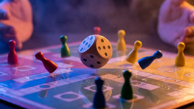 Ludo SuperStarの戦略と運の魅力を探る header