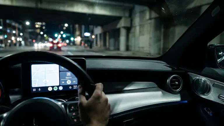 Android Auto: 최신 업데이트로 혁신적인 운전 경험 제공 header